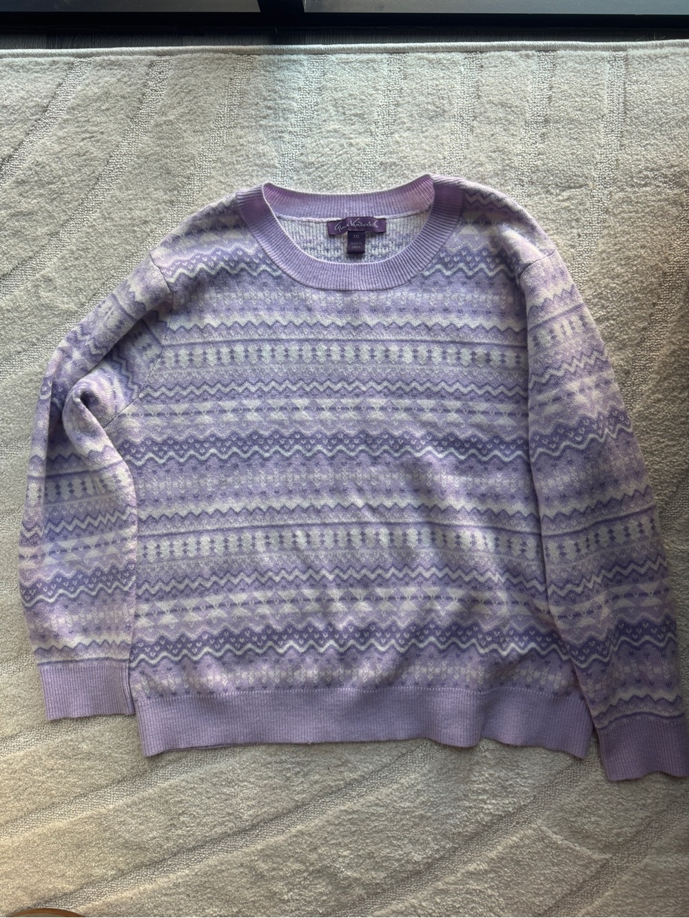Vintage Gloria Vanderbilt Lavender & White Patterned Crewneck Sweater